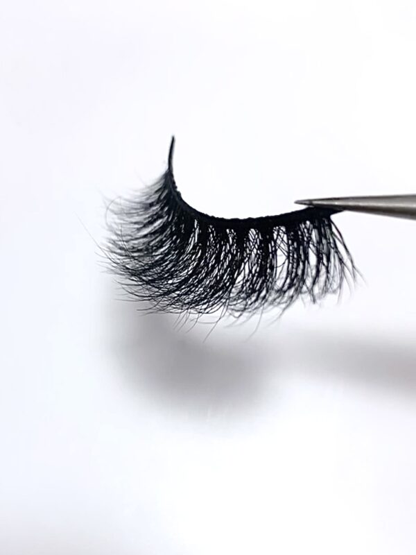 mink lashes yvonne